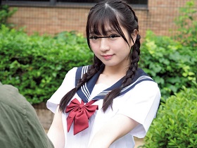 おじさん、私とエッチしませんか？出会ってすぐのキス好きセーラー服美少女即ハメ中出し性交　サンプル画像11